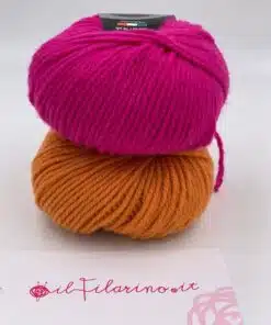 Beginners Knitting Kit Friendship Mittens Model The Filarino