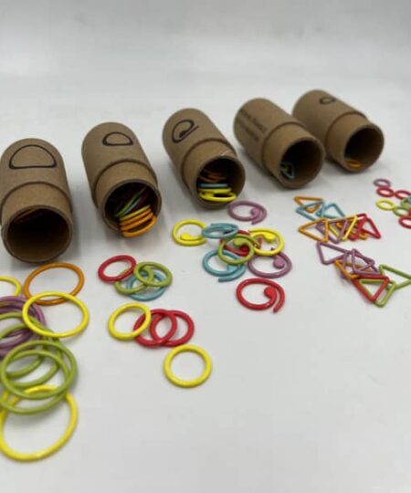 Alternative view of CocoKnits Flight of Stitch Markers Set di Marcapunti