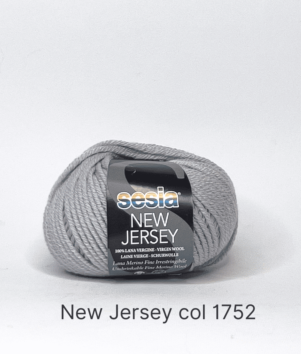 Kit Maglia: Home Design Cuscino Romantico in Lana - immagine 21