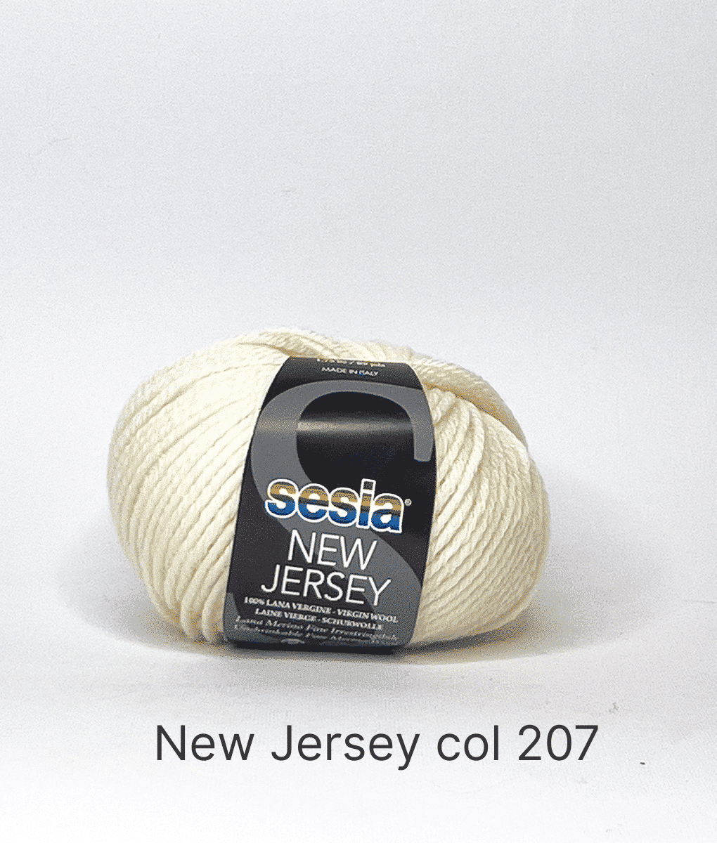 Kit Maglia: Home Design Cuscino Romantico in Lana - immagine 43