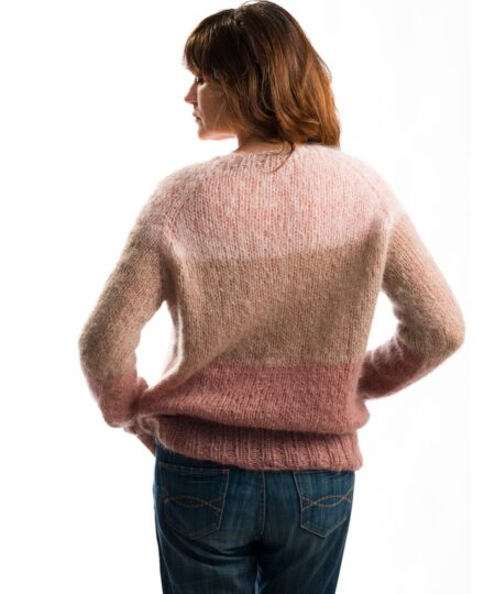 pattern maglia con ferri circolari in mohair e seta eiffel manifattura sesia ideale per chi vuole imparare la tecnica top down