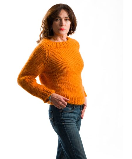Maglione Top-Down con lana grossa con i ferri circolari modello facile e veloce