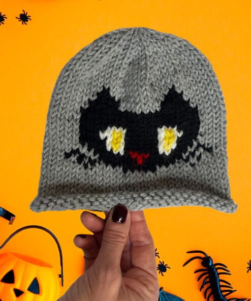 Pattern Maglia Cappellino Gatto nero schema per realizzare cappello con i ferri diritti che con i ferri circolari taglia per bimbo