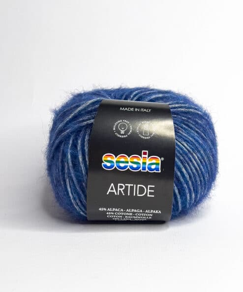 Artide is a soft and warm alpaca and wool ball of yarn from Sesia Yarns ideal for knitting and crochet needlework