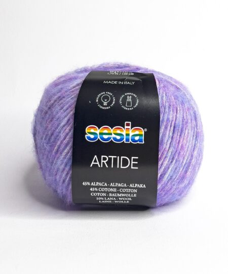 Artide è un gomitolo in alpaca e lana di Sesia Filati soffice e caldo ideale per lavori ai ferri a maglia e uncinetto