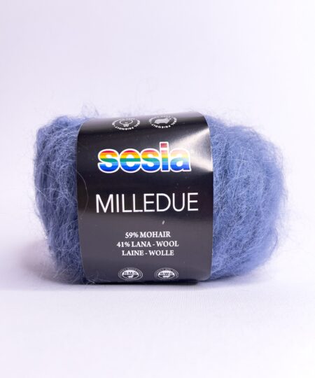 Milledue di Manifattura Sesia è un filato in Mohair e lana morbidissima Super Bulky ideale per lavori ai ferri o all'uncinetto