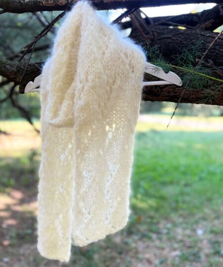 Pattern per principianti ai ferri e all'uncinetto per realizzare maglie sciarpe scialli