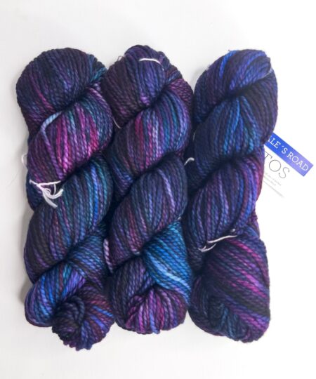 nuovo filato della collezione stagione autunno inverno di malabrigo yarn Vientos è un filato tinto a mano in 100% lana merino superwash