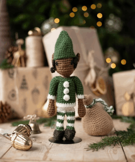 Elf Doll è un Kit Amigurumi con Filati Toft un regalo ideale per gli amanti dell'uncinetto anche per i principianti e esperti