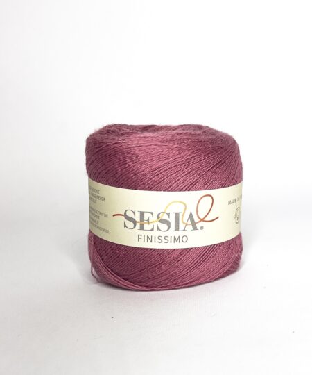 finissimo è il nuovo filato in 100% lana merino Extrafine di Manifattura sesia, filato irrestingibile totalmente made in italy da lavorare con il mohair