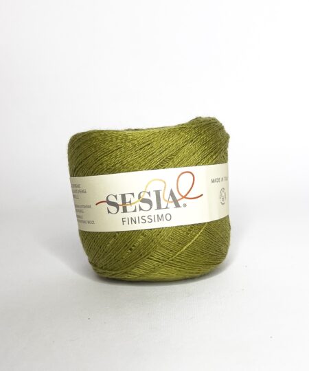 finissimo è il nuovo filato in 100% lana merino Extrafine di Manifattura sesia, filato irrestingibile totalmente made in italy da lavorare con il mohair